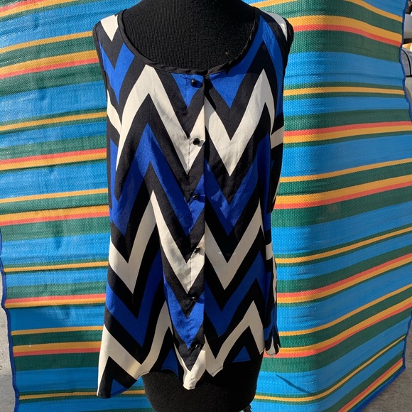 Janette Plus Blouse - Picture 1 of 5